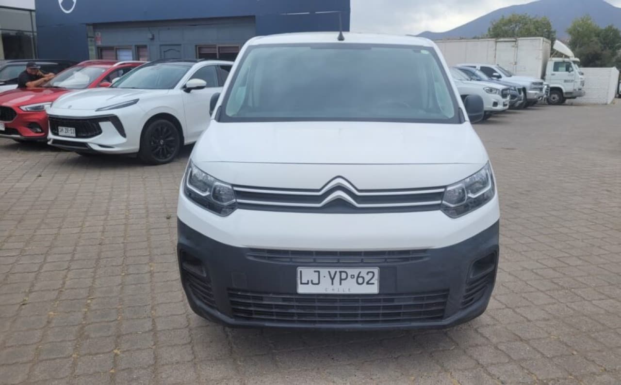 Berlingo K9 Blue - view 2