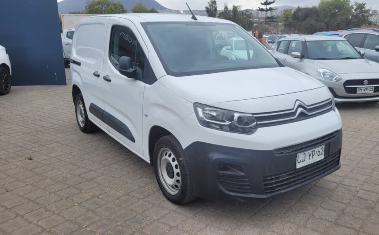 Berlingo K9 Blue - view 3