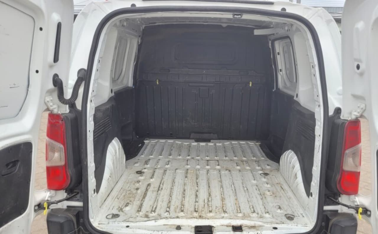 Berlingo K9 Blue - view 8