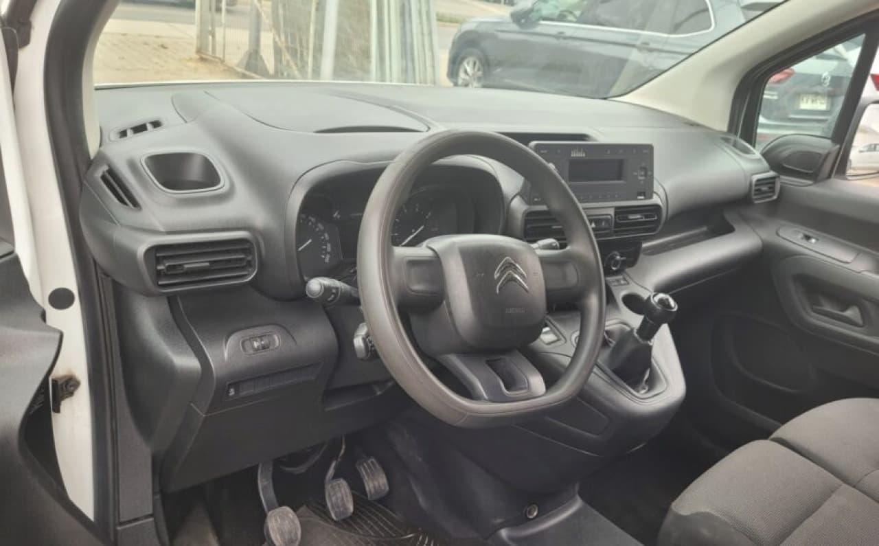 Berlingo K9 Blue - view 12