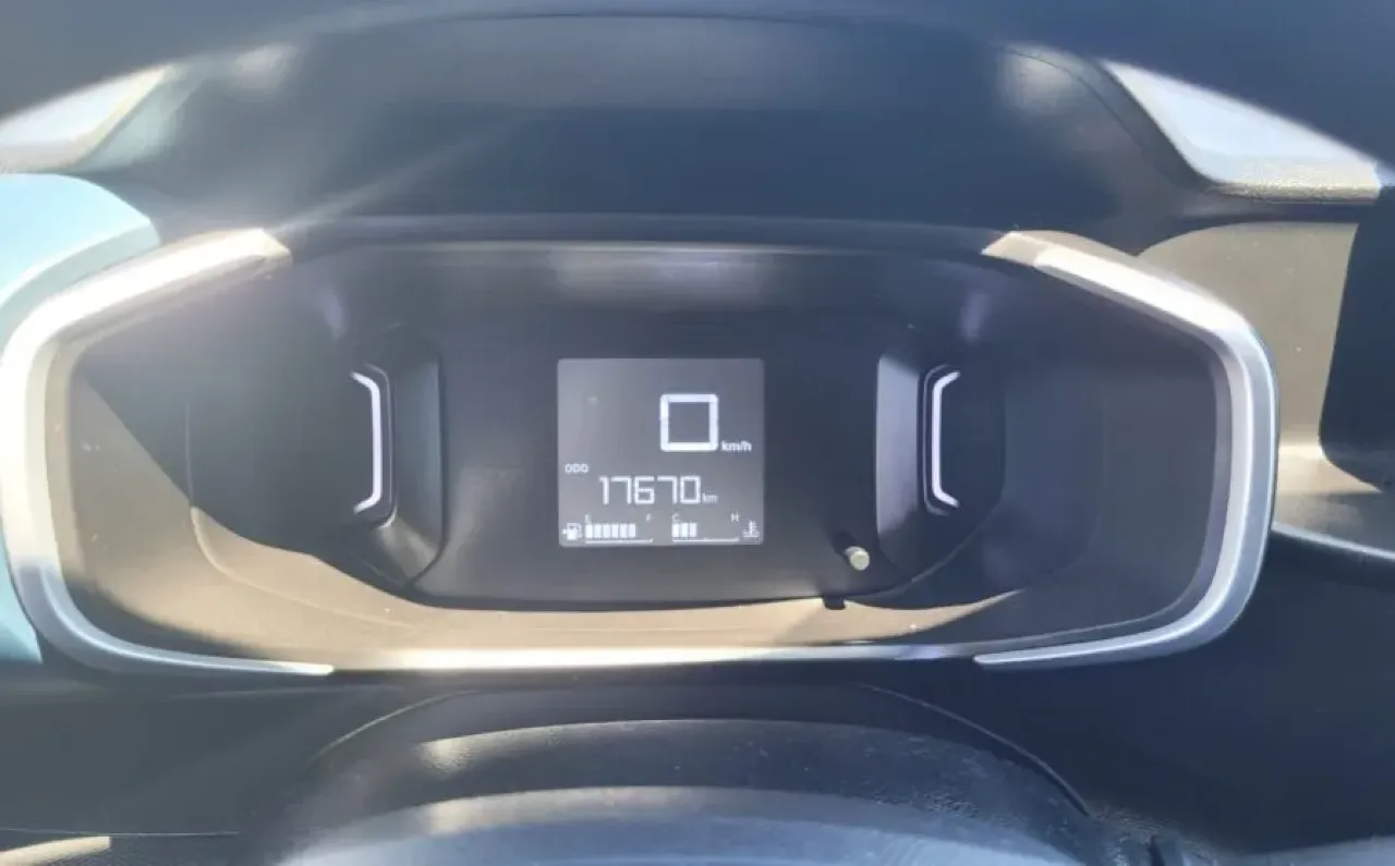 C3 Puretech 82 BVM Feel - view 12