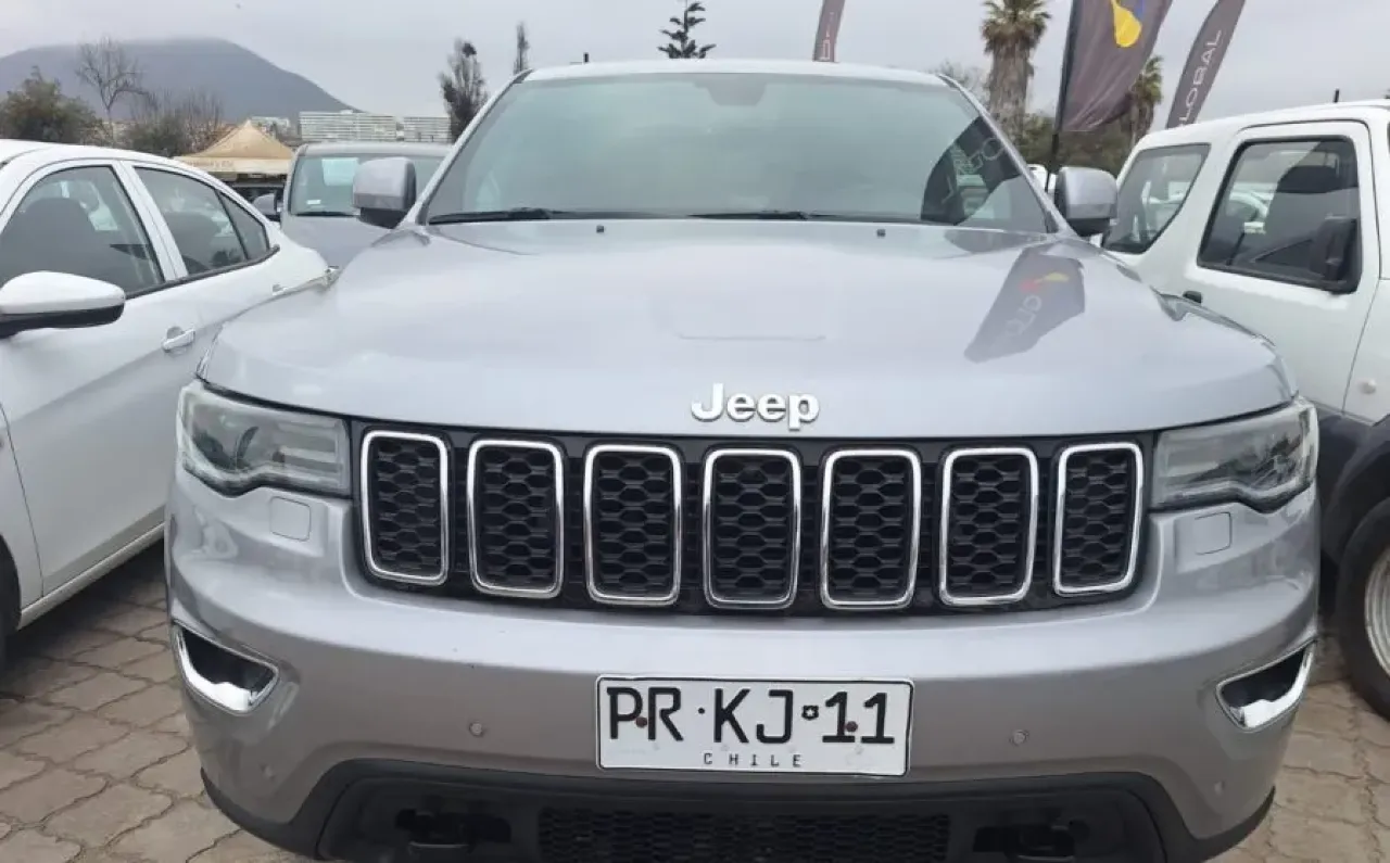 Grand Cherokee Laredo - view 2