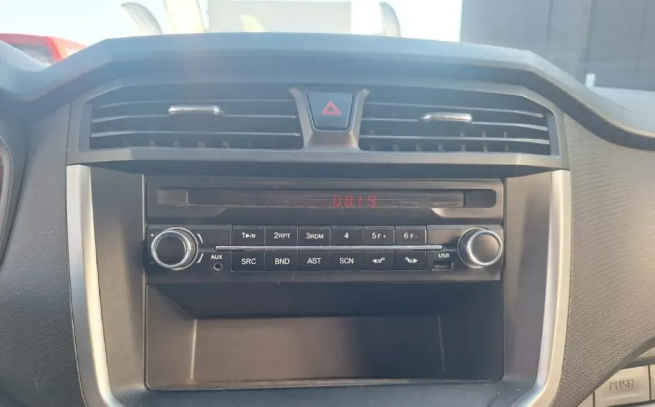 T60 DX 4X2 - view 12