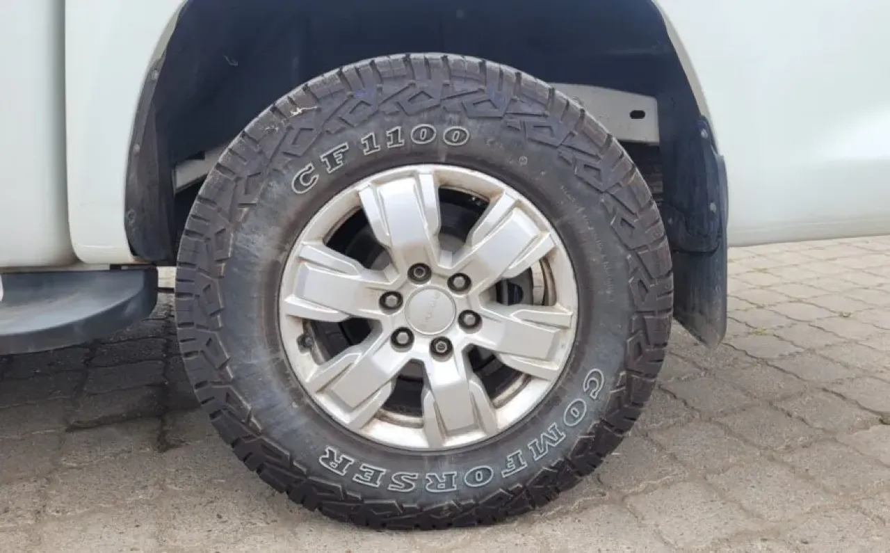 T60 GLX 4X4 (IVA INCLUIDO) - view 9