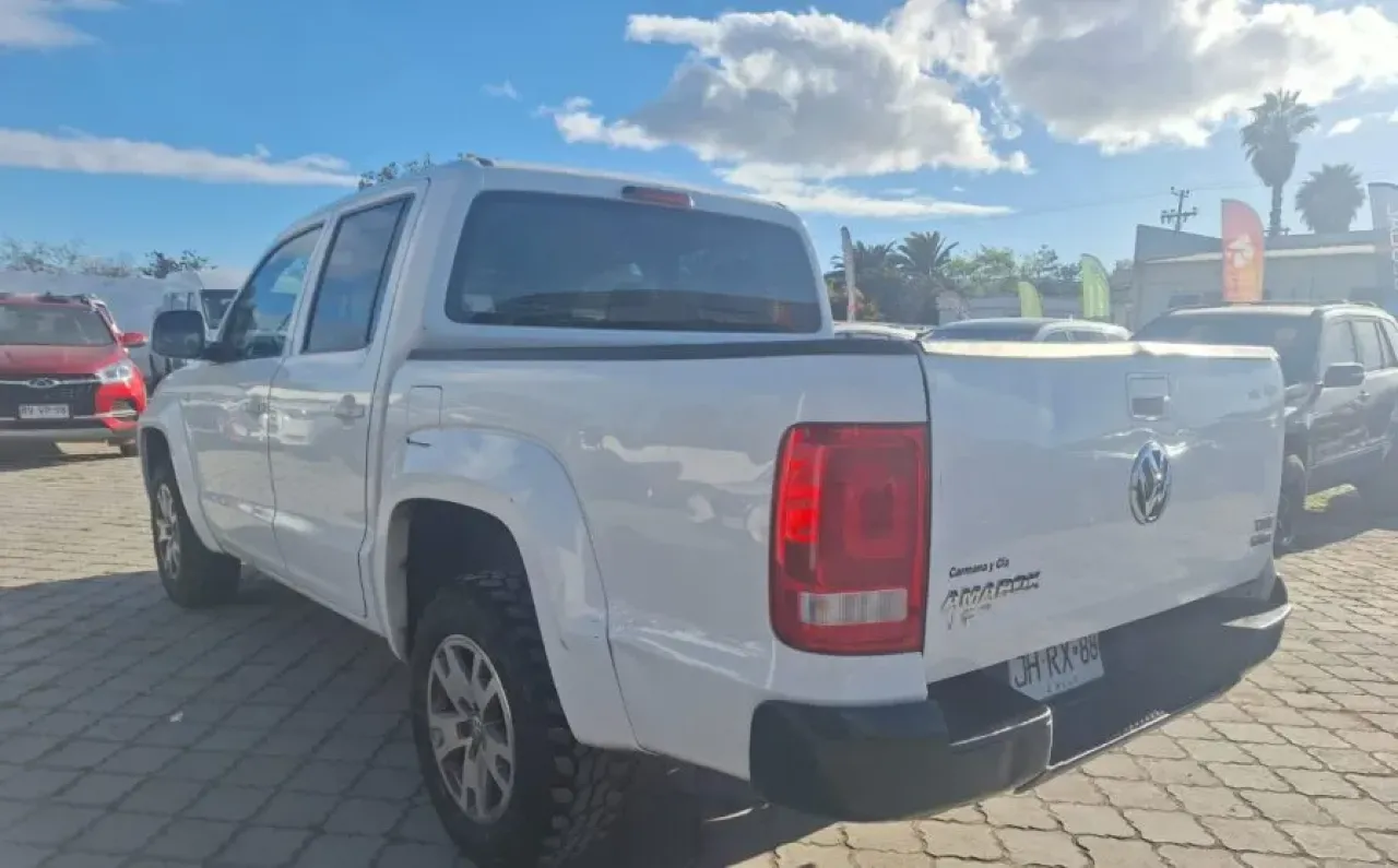 Amarok Trendline 4x4 - view 3