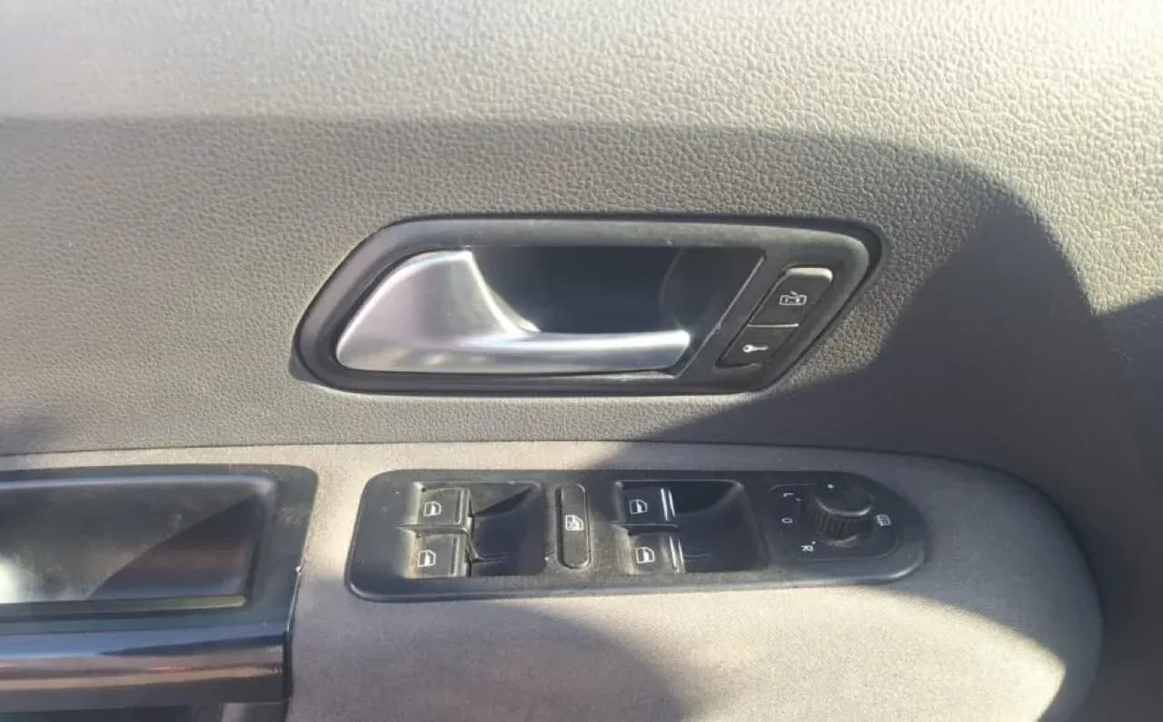 Amarok Trendline 4x4 - view 6