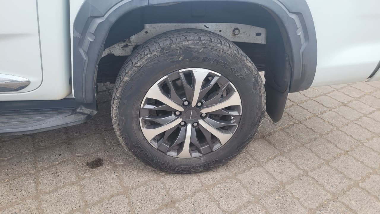 T90 4X4 AUT.  - view 14