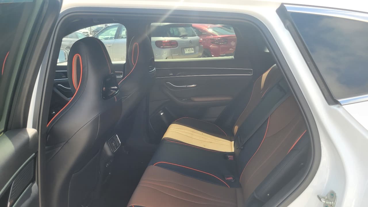 SONG PLUS DMI 1.5 AUT. - view 12