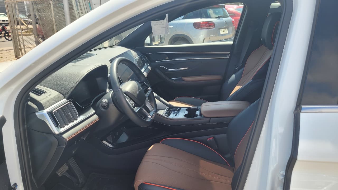 SONG PLUS DMI 1.5 AUT. - view 15