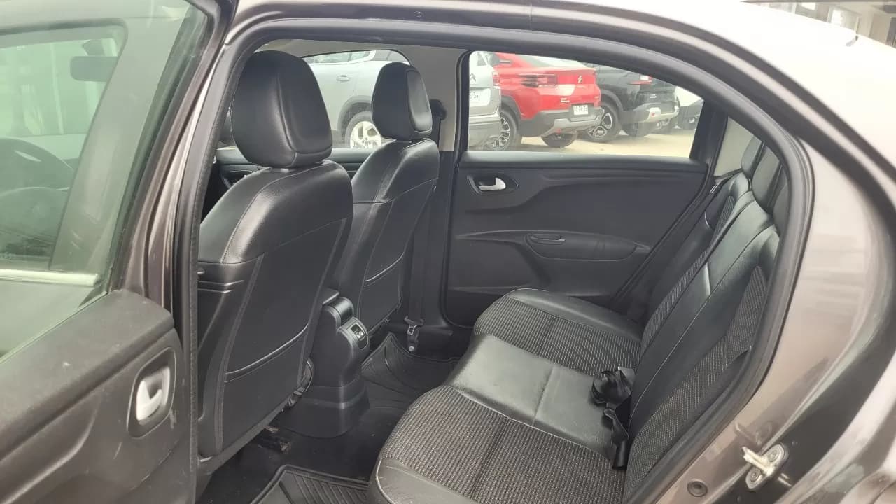 301 HDI 92HP 1.6 MT - view 13