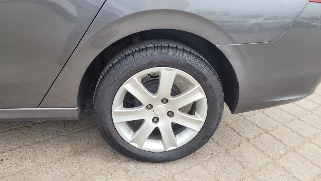 301 HDI 92HP 1.6 MT - view 14