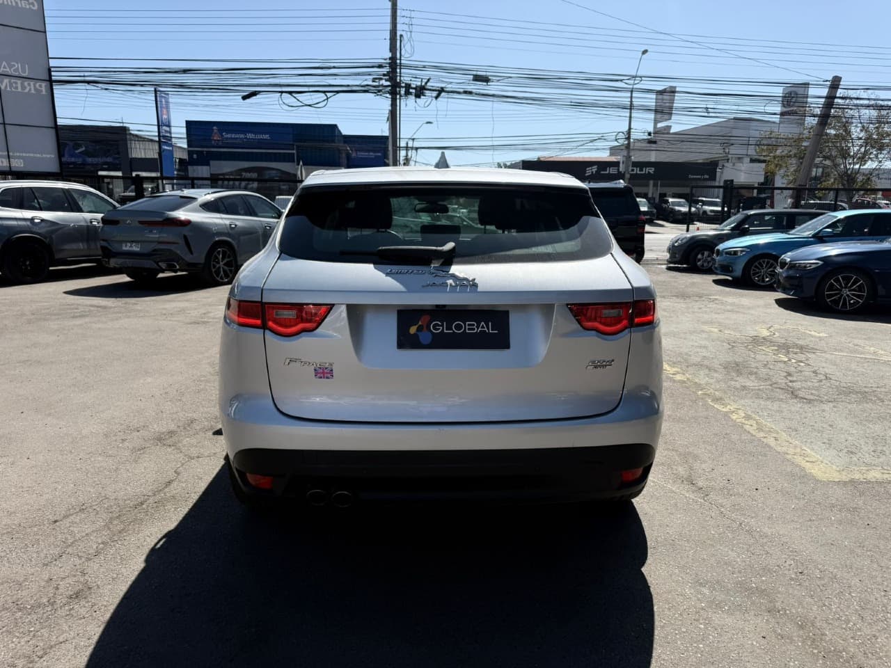  F-Pace 2.0D Prestige Auto 4WD LIMITED - view 4