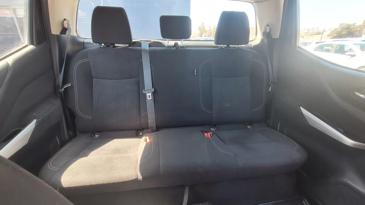 NP300 NAVARA XE 2.3 MEC. 4X2 - view 9