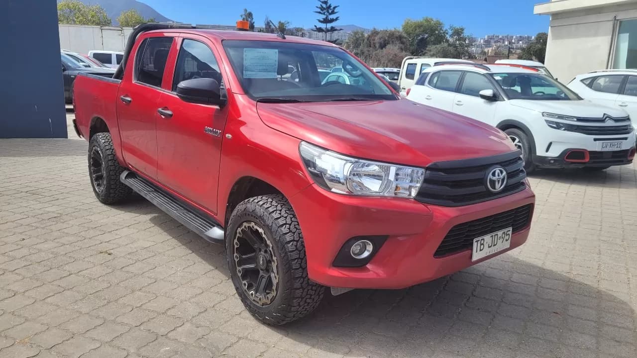 HILUX DCAB MT 4X4 2.4 - view 4