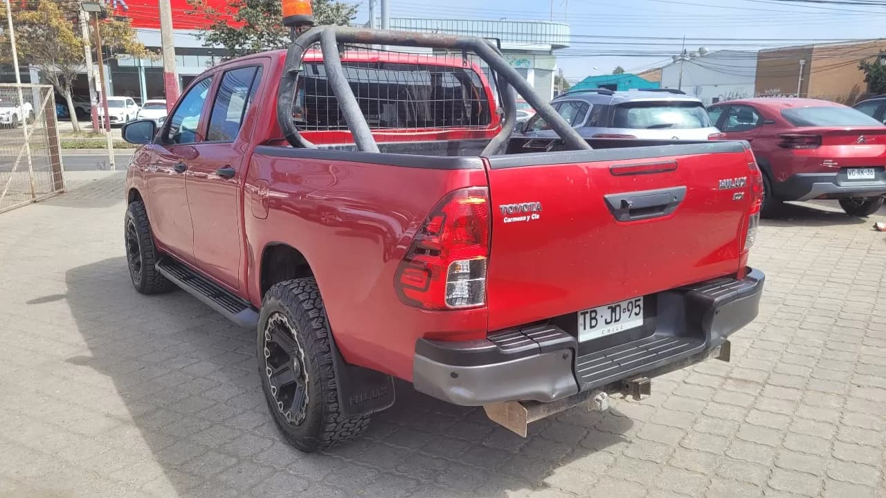 HILUX DCAB MT 4X4 2.4 - view 7