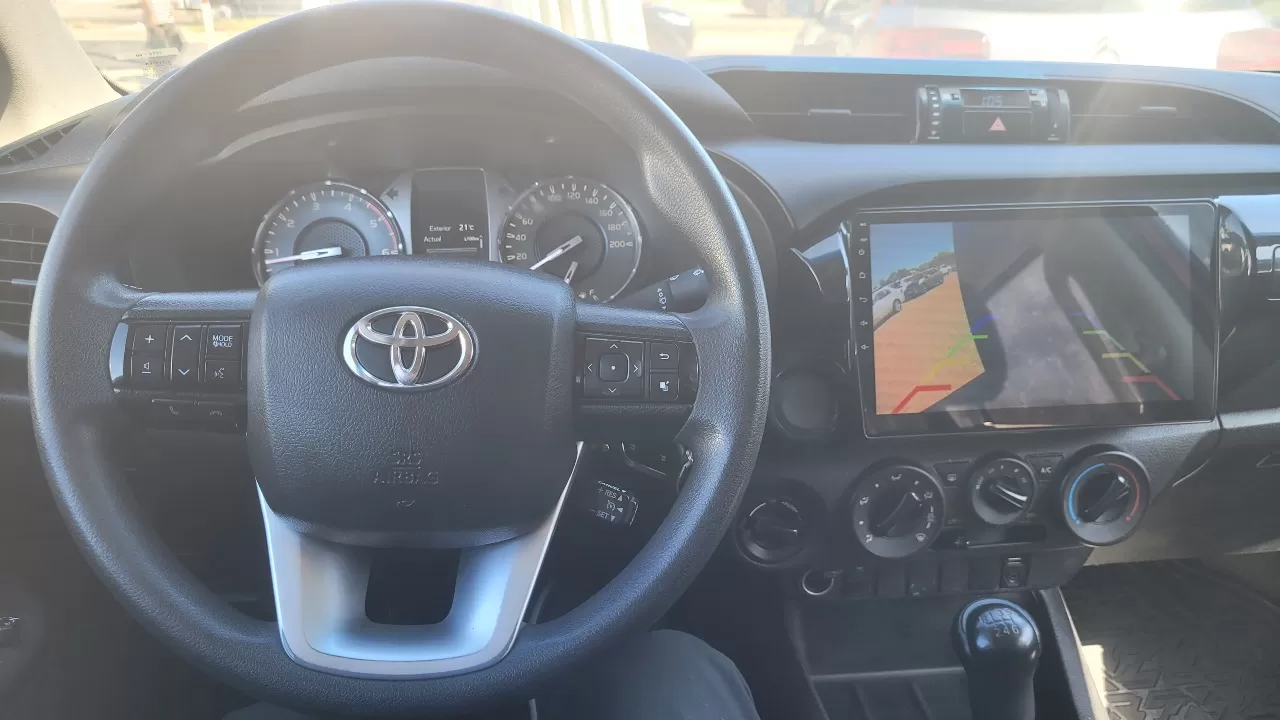 HILUX DCAB MT 4X4 2.4 - view 13