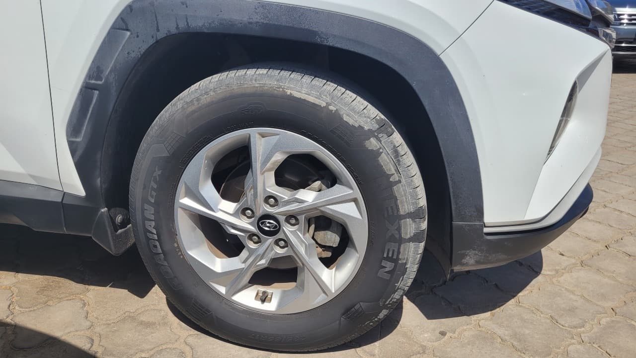 TUCSON NX4 1.6 FULL AUT. 4X2 - view 4