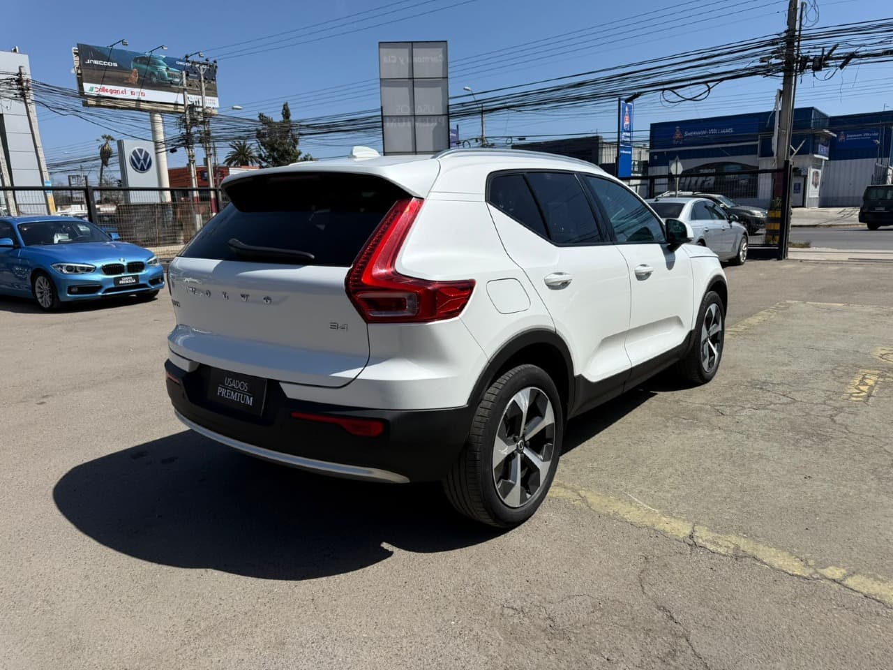 XC40 B4 PLUS 2.0 AUT  - view 5
