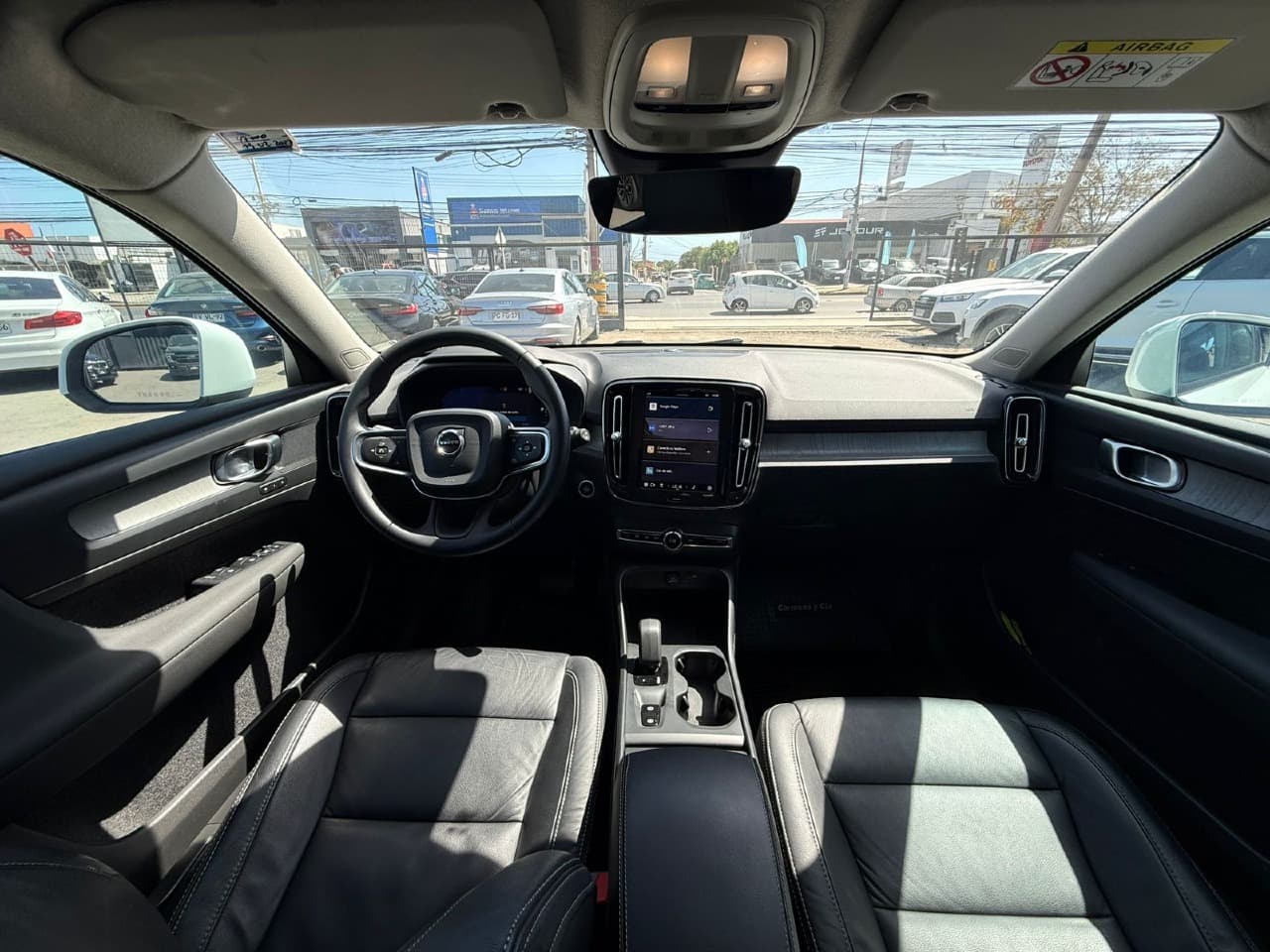 XC40 B4 PLUS 2.0 AUT  - view 11