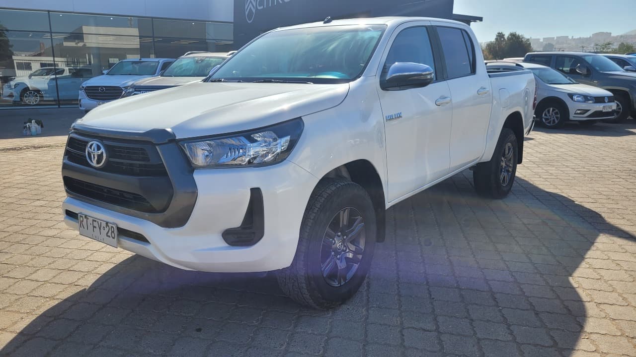 Toyota HILUX PICKUP 2.7 FULL MEC. (IVA INCLUIDO)
