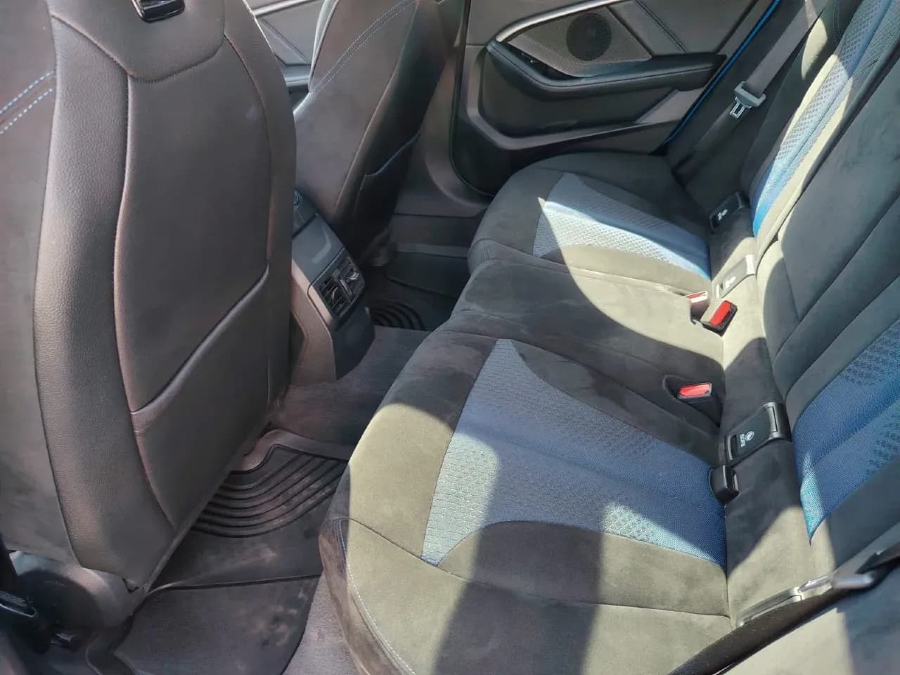 M235I - view 21