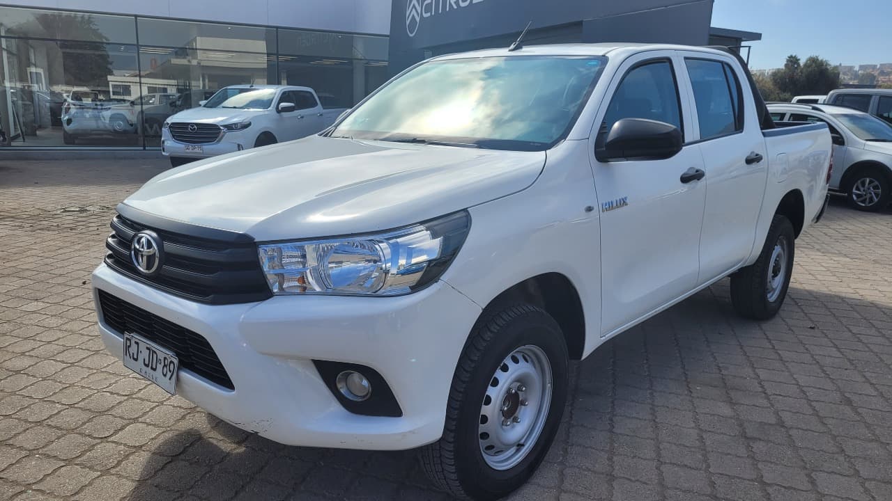 Toyota HILUX D CAB 4X2 2.4 FULL MEC.