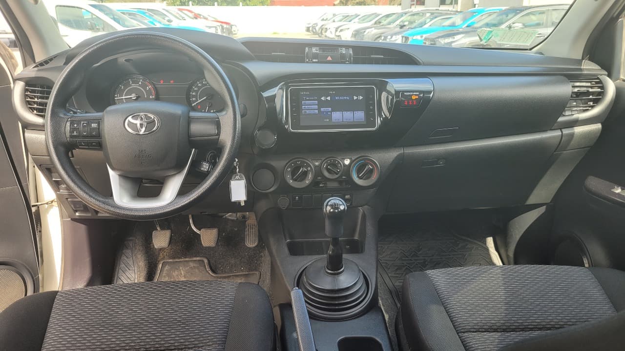 HILUX D CAB 4X2 2.4 FULL MEC. - view 12
