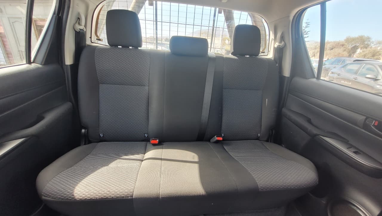 HILUX D CAB 4X2 2.4 FULL MEC. - view 15