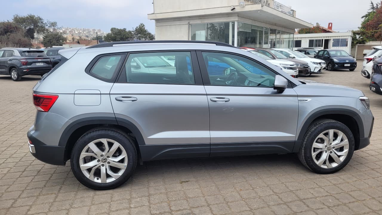 TAOS TSI 1.4 FULL AUT.  - view 2