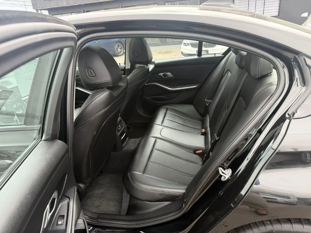 320D - view 10