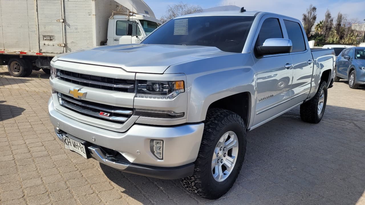 Chevrolet SILVERADO LTZ 4WD 5.3 FULL AUT.