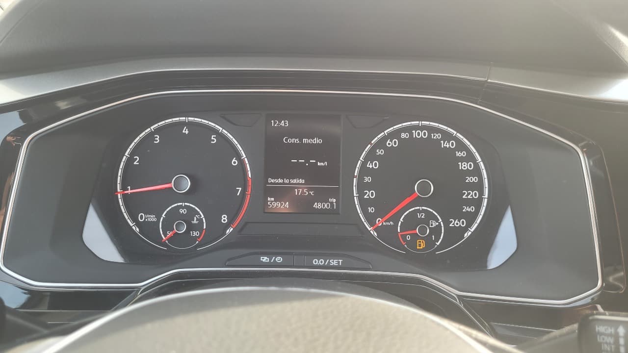 POLO HIGHLINE 1.6 FULL  MEC. - view 10
