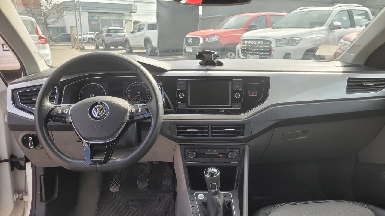 POLO HIGHLINE 1.6 FULL  MEC. - view 13