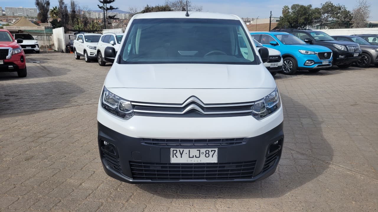 BERLINGO K9 1.6 FULL MEC. - view 2