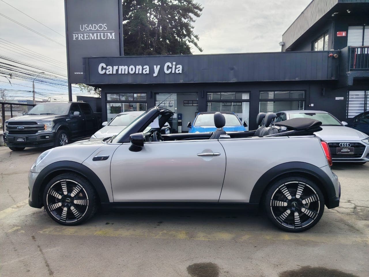Cooper 2.0 S Auto Cabriolet - view 2