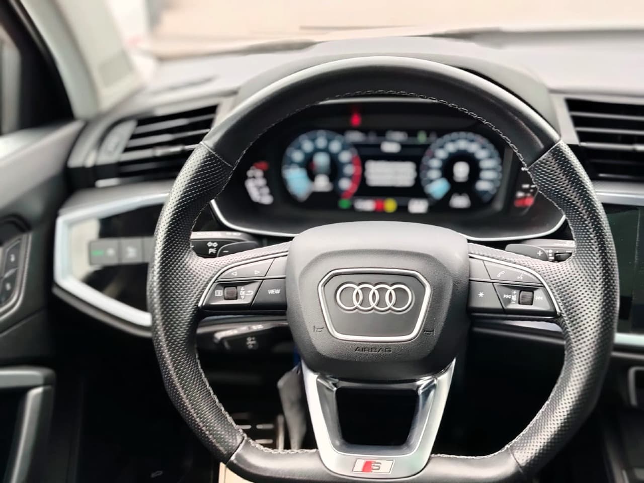 Q3 35 TFSI 1.4 AUT. - view 16