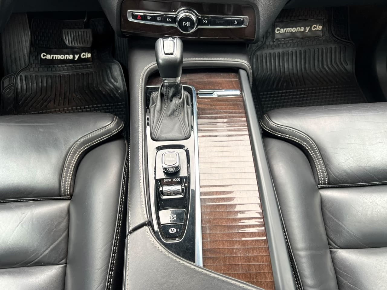 XC90 4X4 2.0 AT - view 14