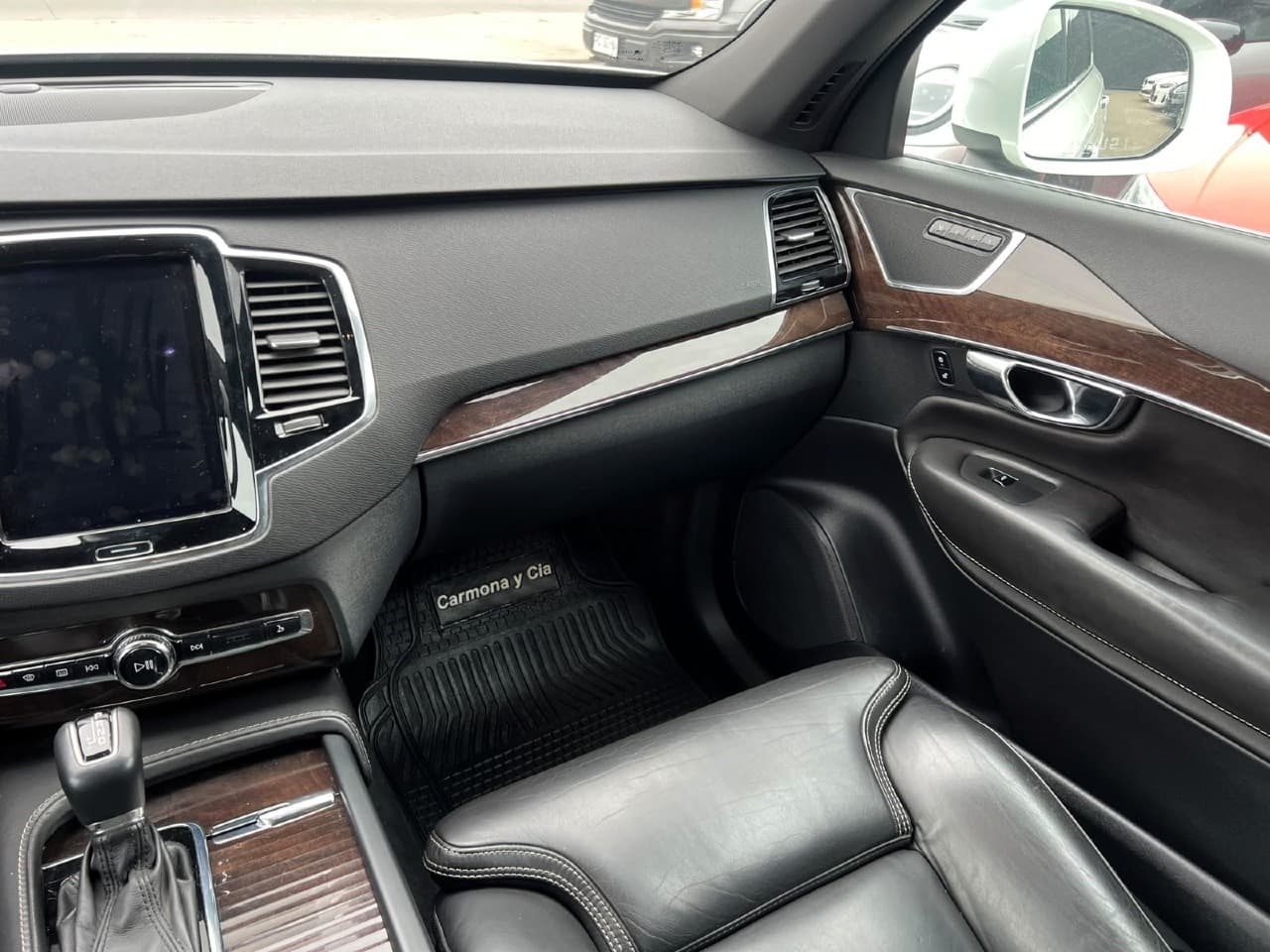 XC90 4X4 2.0 AT - view 15
