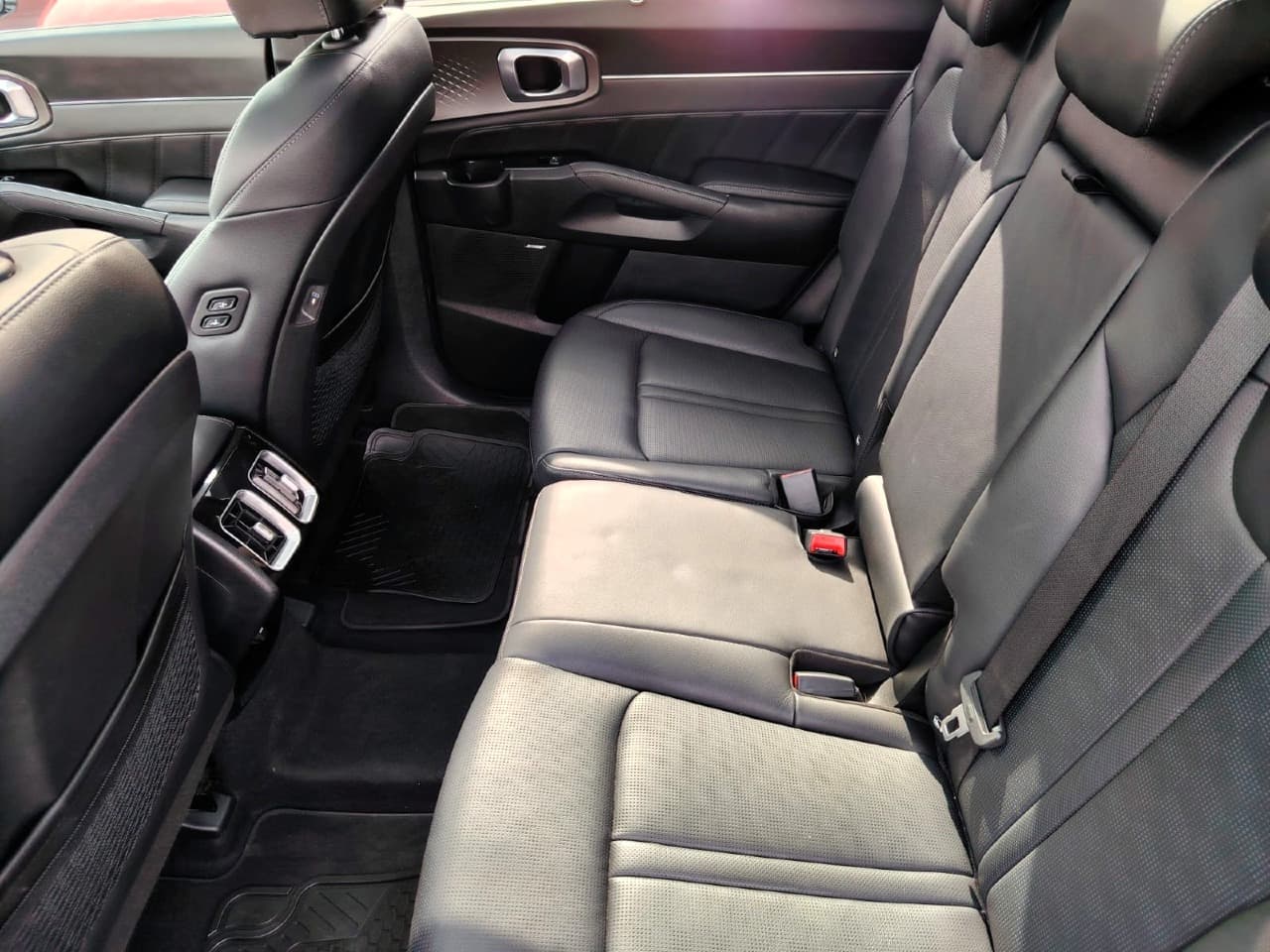SORENTO EX 2.2L DSL 8DCT AWD FULL - view 16