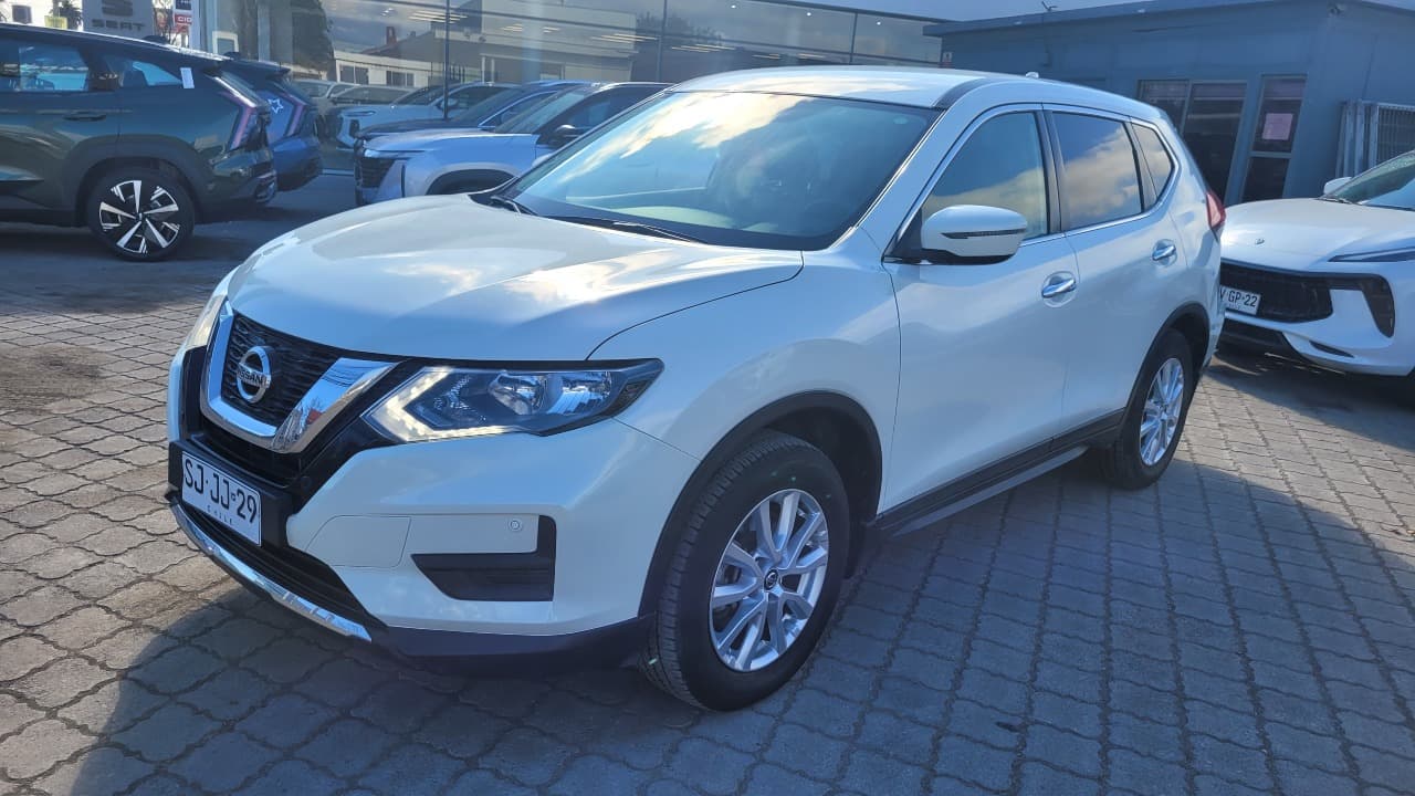Nissan X TRAIL CVT 2.5 FULL AUT.
