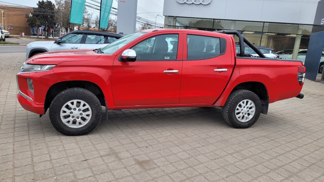 L200 KATANA CRT 4X4 2.4 FULL MEC. - view 4