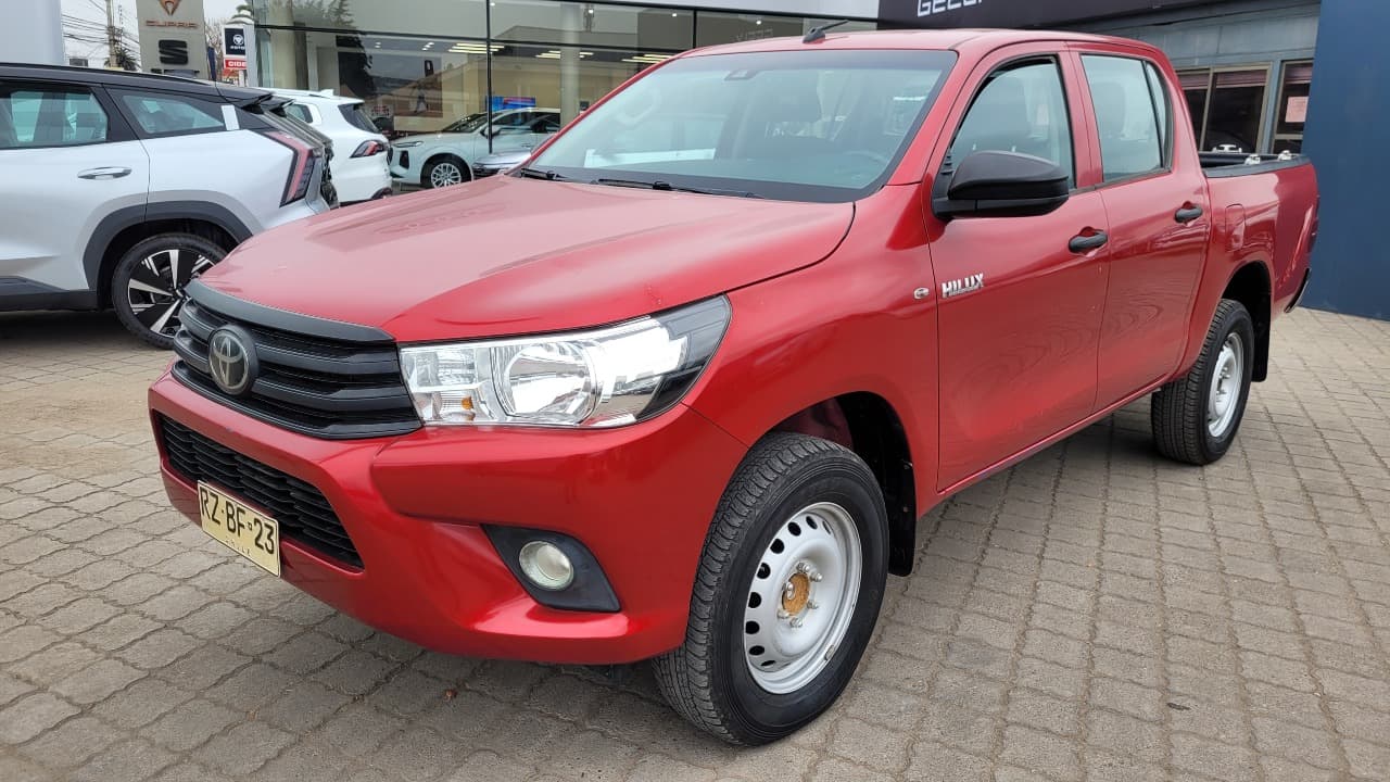Toyota HILUX DOBLE CABINA 2.4 4X2 FULL MEC.
