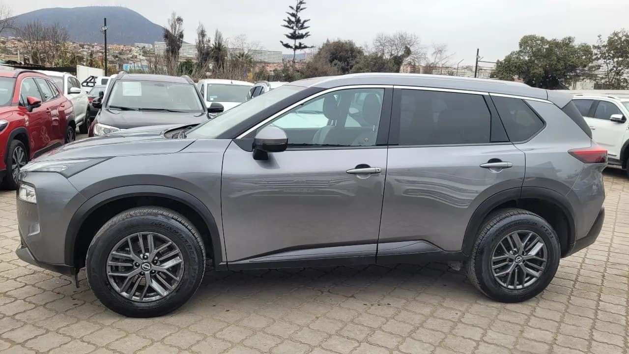 XTRAIL 4X2 7P CVT 2.5 FULL AUT. - view 2