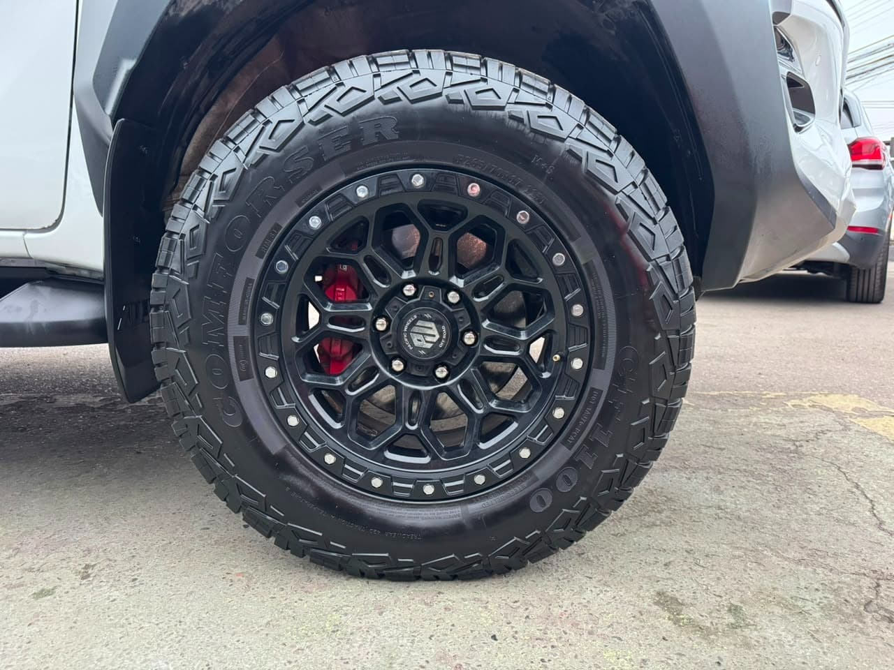 HILUX GR. DC 4X4 2.8 AUT. - view 9