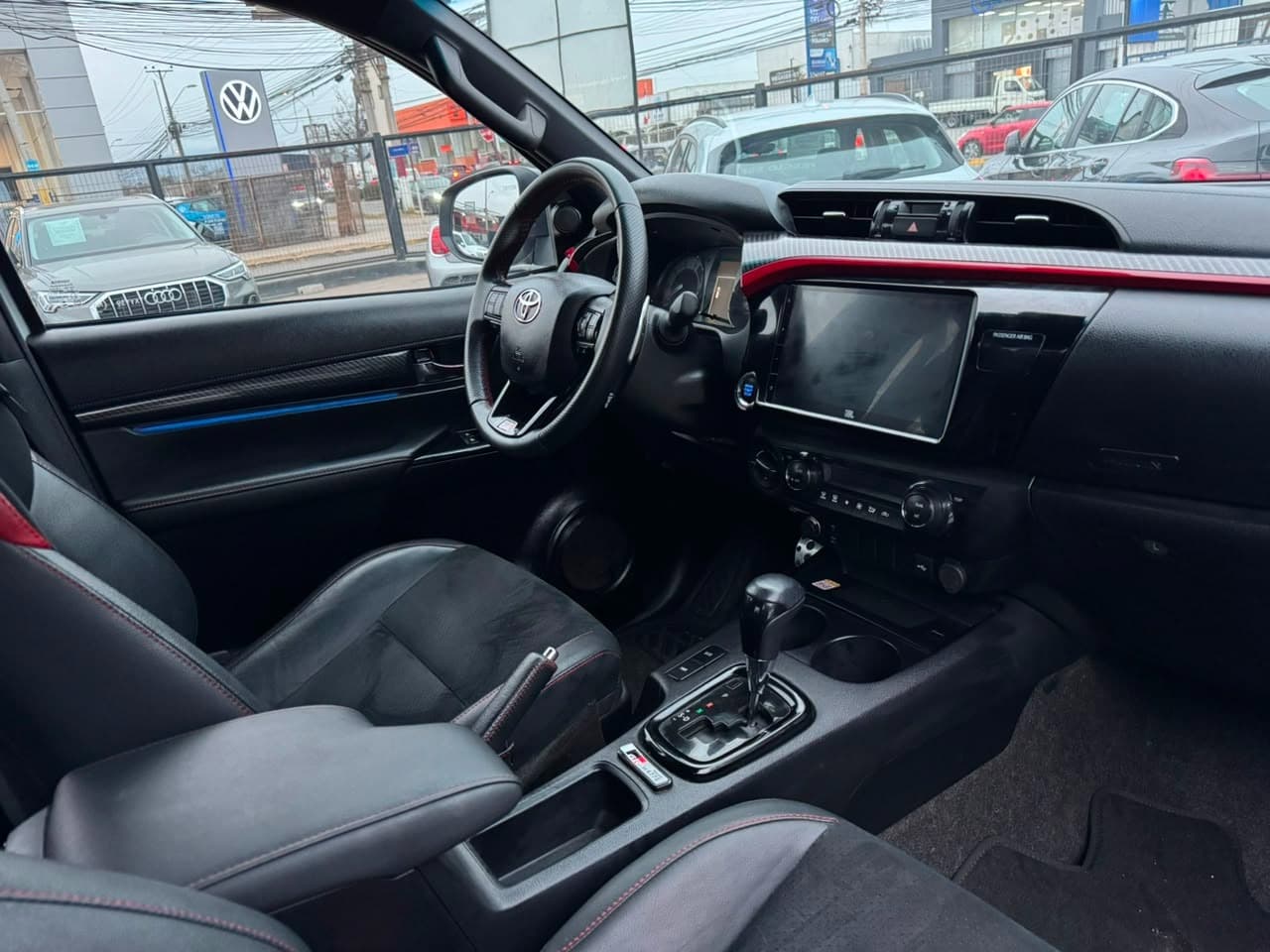 HILUX GR. DC 4X4 2.8 AUT. - view 20
