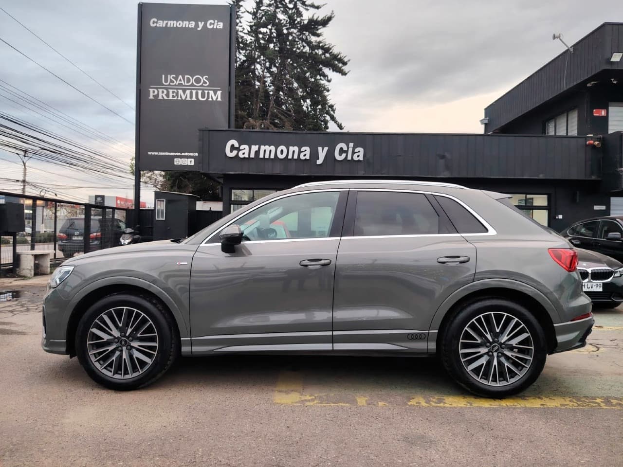 Q3 35 TFSI SLINE AUT. - view 2