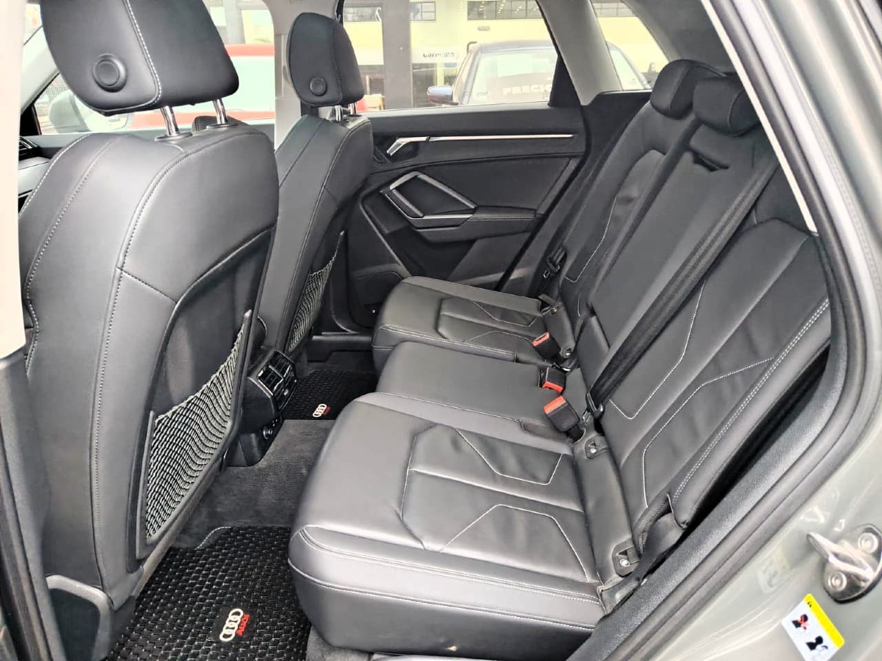 Q3 35 TFSI SLINE AUT. - view 13
