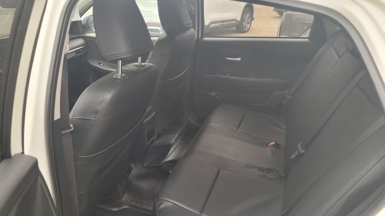 YARIS SD 1.5 FULL MEC. (INCLUYE PATENTE TAXI EJECUTIVO) - view 9