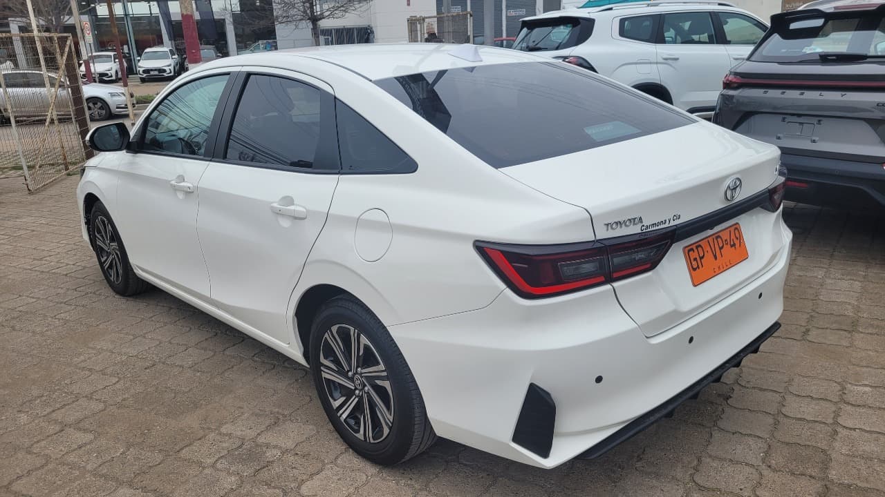 YARIS SD 1.5 FULL MEC. (INCLUYE PATENTE TAXI EJECUTIVO) - view 13