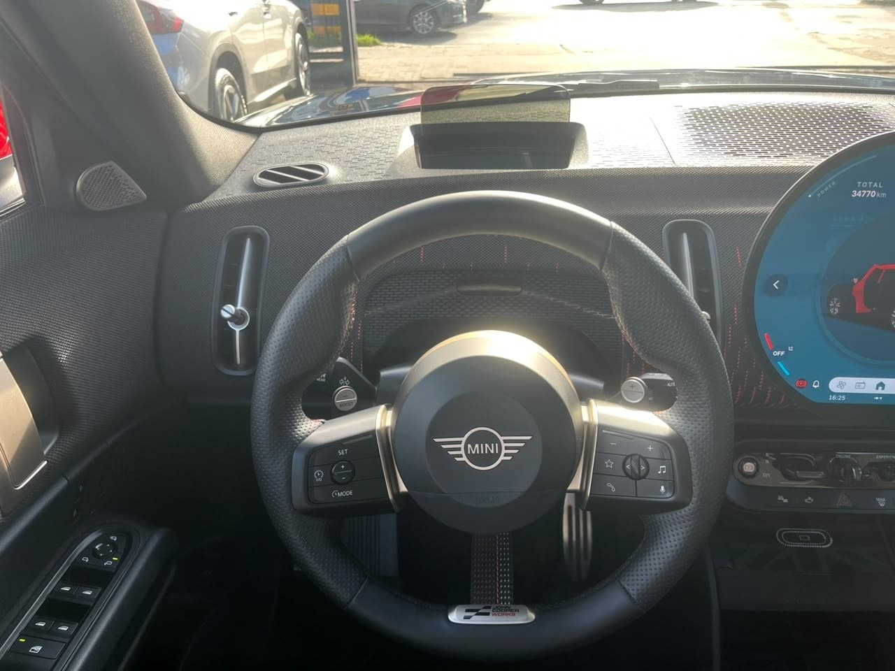 JCW COUNTRYMAN 4X4 2.0 - view 10